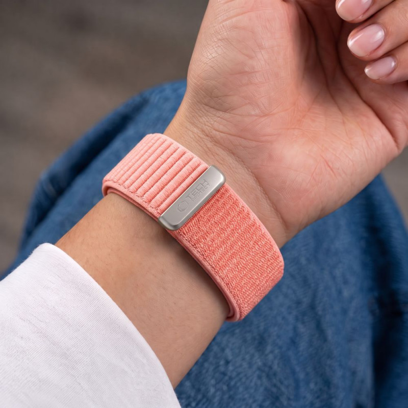 Tech-Protect NylonLoop -ranneke Apple Watch 8 / 9 / 10 / 11 / 12 / SE (40 / 41 / 42 mm), vaaleanpunainen