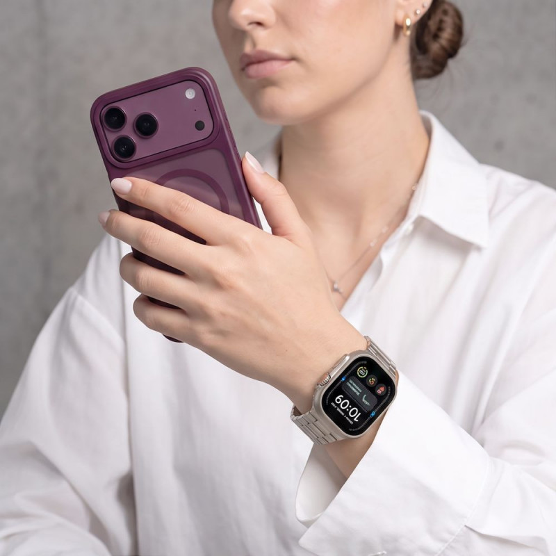 Tech-Protect Stainless ruostumattomasta teräksestä valmistettu ranneke Apple Watch 8 / 9 / 10 / 11 / 12 / SE / Ultra (44 / 45 / 46 / 49 mm), Starlight