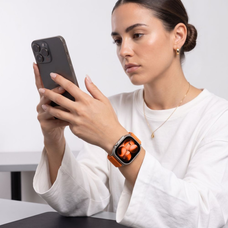 Tech-Protect Nylonloop Apple Watch 8 / 9 / 10 / 11 / 12 / SE / Ultra 44/45/46/49 mm -kellonranneke, oranssi