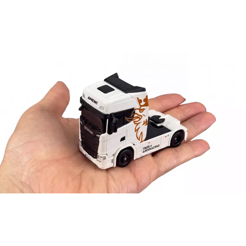 Amewi Mini-Scania 730 S with Box Trailer 1:64 RTR, valkoinen (22784)