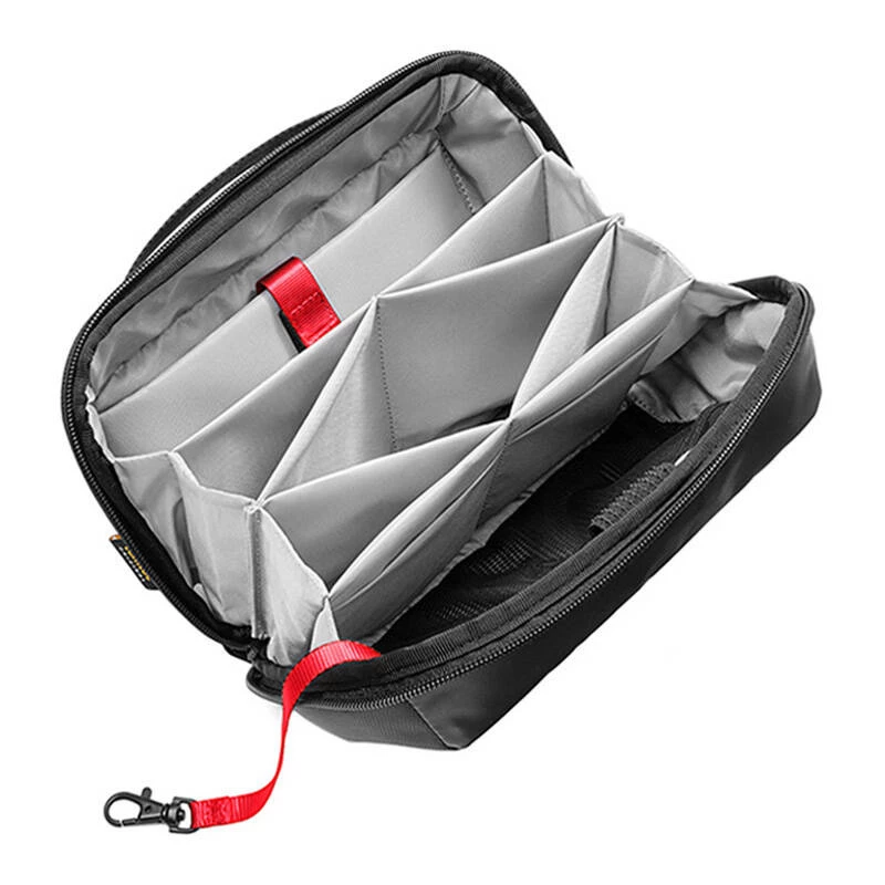 Lisävarustelaukku 2,4L Tomtoc Navigator-T13 (musta)