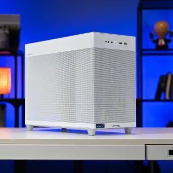 Actina PC AMD Ryzen 7 8700F 32 GB DDR5-SDRAM 1 TB SSD AMD Radeon RX 9070 XT Mini Tower valkoinen