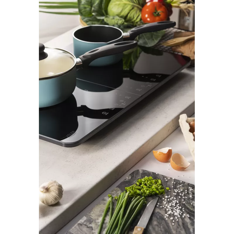 Adler AD 6516 kaksinkertainen induktioliesi 3500W Touch Control musta