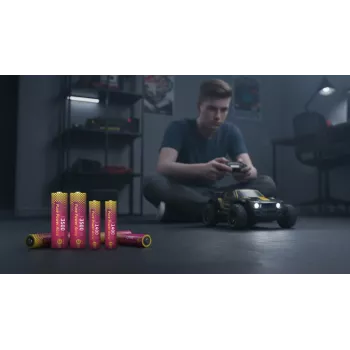 ANSMANN PurePower -sarja AAA-laturi ja 4x AAA 800 mAh NiMH-akkua