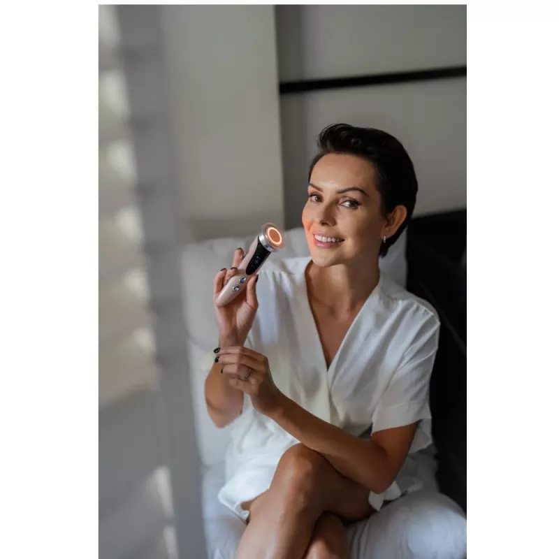Beautifly B-Glossy Blush neulaton mesoterapialaite