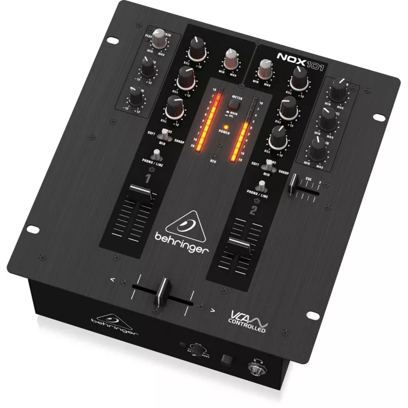 Behringer NOX101 DJ-mikseri