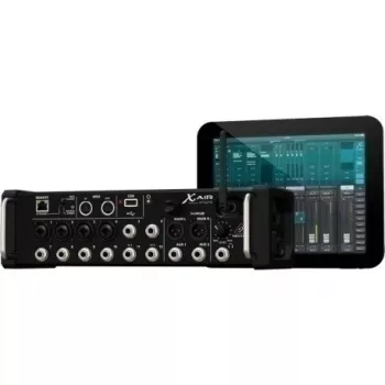 Behringer XR12 audiomikseri 12 kanavaa musta