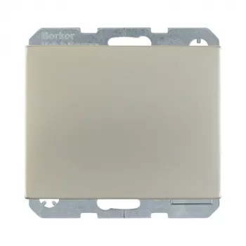 Berker 47517204 SCHUKO-pistorasia kansilevyllä, Type-F, 16 A, 250 V, IP44, polarvalkoinen