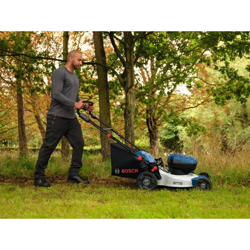 BOSCH POWERTOOLS akkuruohonleikkuri GRA 18V2-46SP Professional, 36V (2x18V), sininen, 2x 5,5 Ah litiumioniakku, laturi