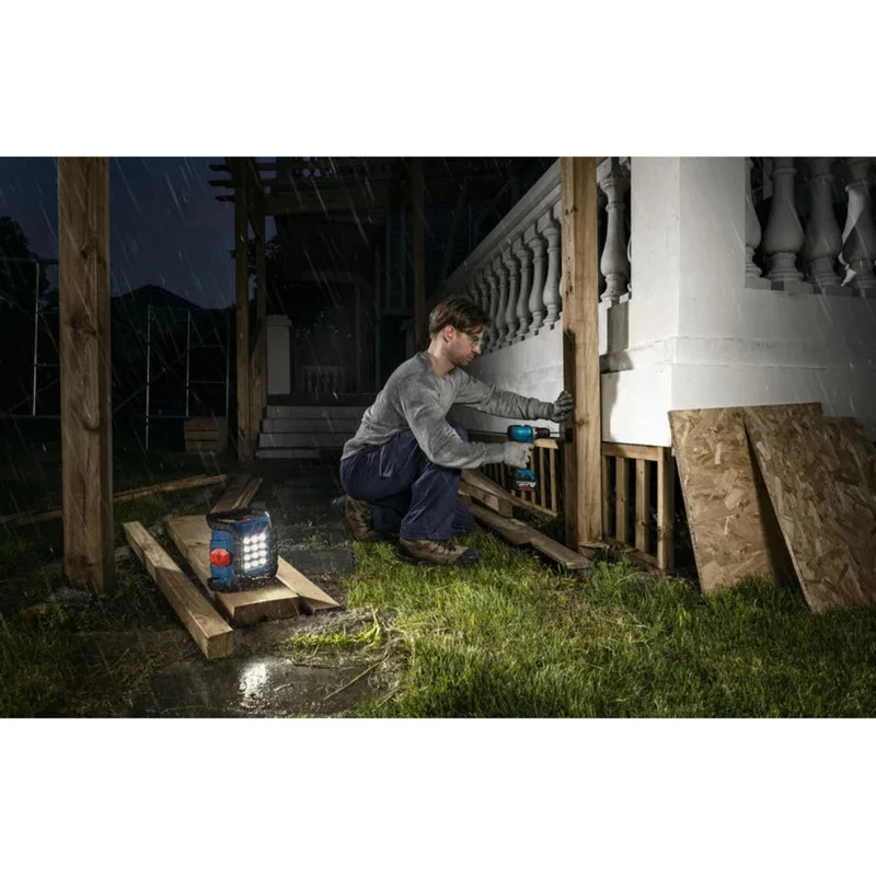 Bosch Professional GLI 18V-1500 -akkutyövalaisin (sininen/musta, ilman akkua)