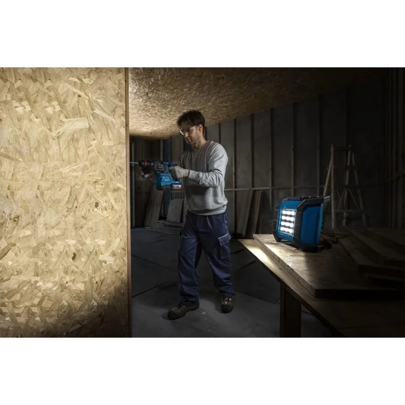 Bosch Professional GLI 18V-1500 -akkutyövalaisin (sininen/musta, ilman akkua)