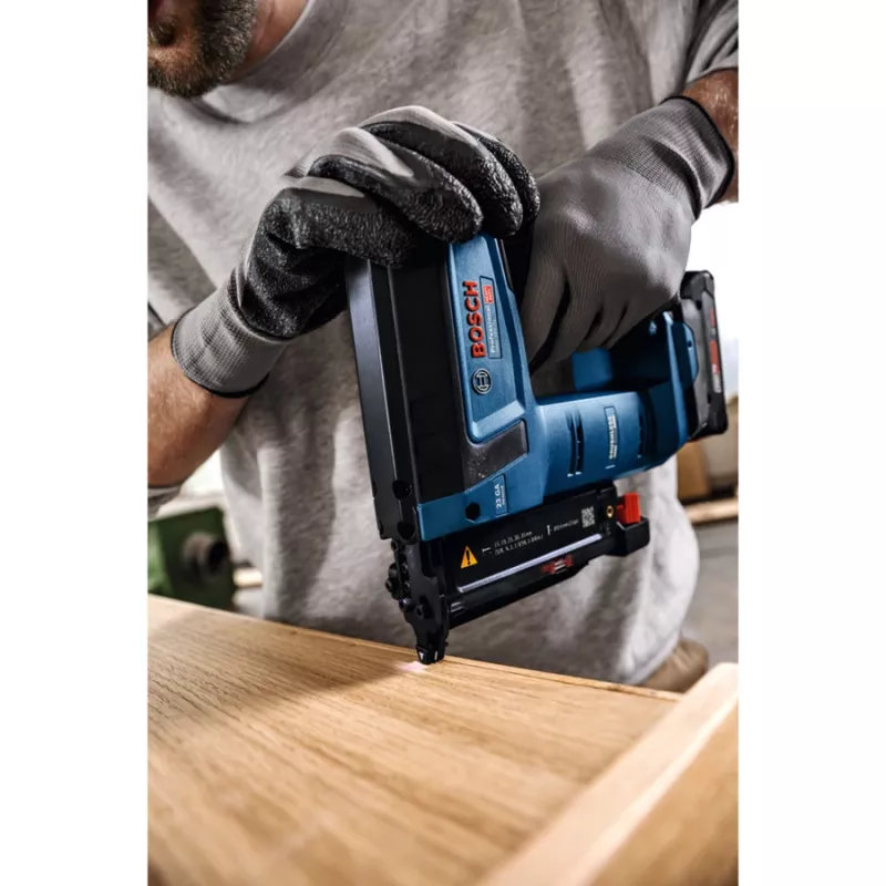 Bosch Professional GNH 18V-35 akkunaulain 18V (ilman akkua, sininen/musta)