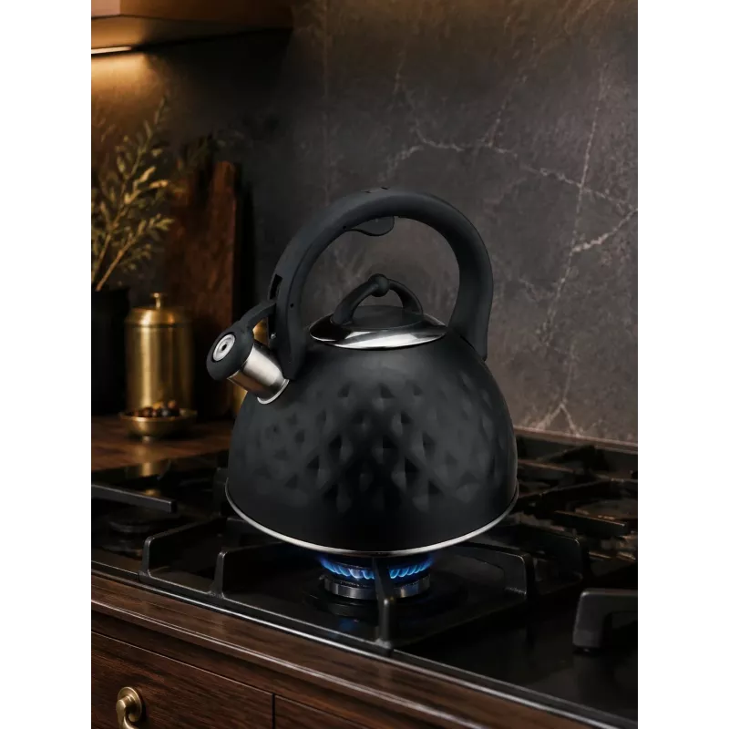 Brock MWK 002 BK La Cuisinette vedenkeitin 2,7L musta/ruostumaton teräs