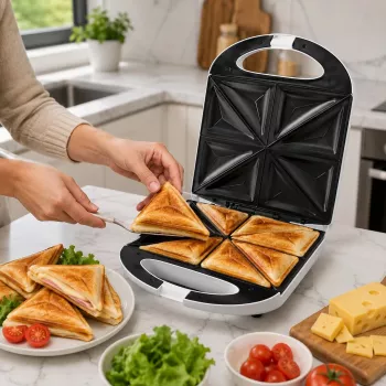 Brock SSM 3008 WH 8 viipaleen XXL voileipägrilli, 1400W, tarttumaton kolmiopinta, viileä kahva, turvalukitus, pystysäilytys, valkoinen