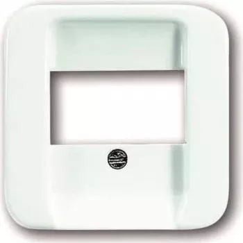 Busch-Jaeger future linear keskipeite kansilevyllä SCHUKO-pistorasialle, studiovalkoinen 2CKA001724A1705