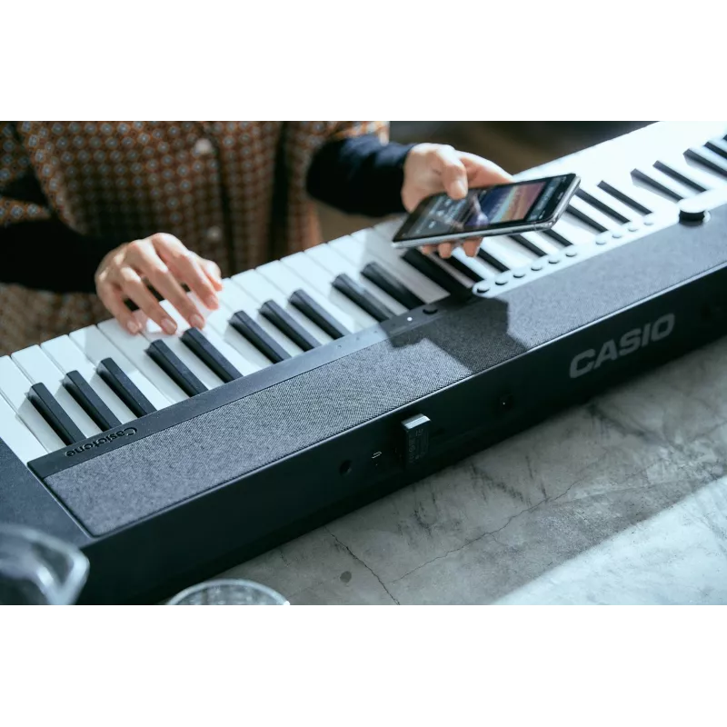 Casio CT-S1 61-näppäiminen digitaalisyntetisaattori musta
