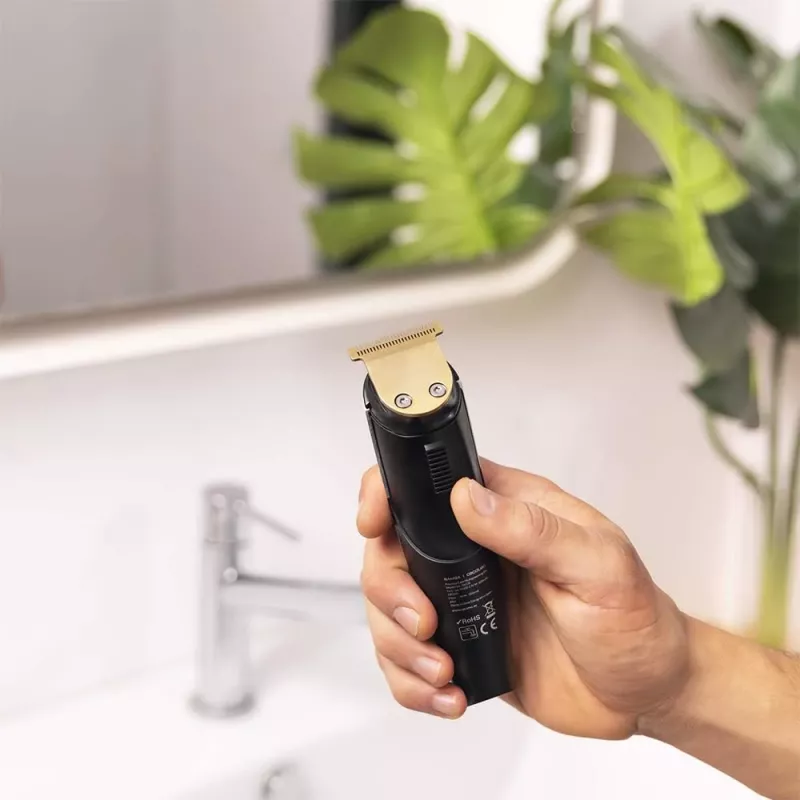 Cecotec PrecisionCare Pro 5-in-1 langaton märkä- ja kuivaleikkuri, 13 pituusasetusta, musta/hopea