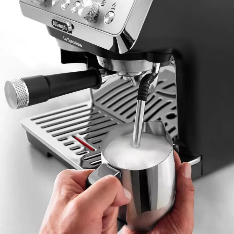 De'Longhi La Specialista Arte EC9155.MB espressokeitin hopea