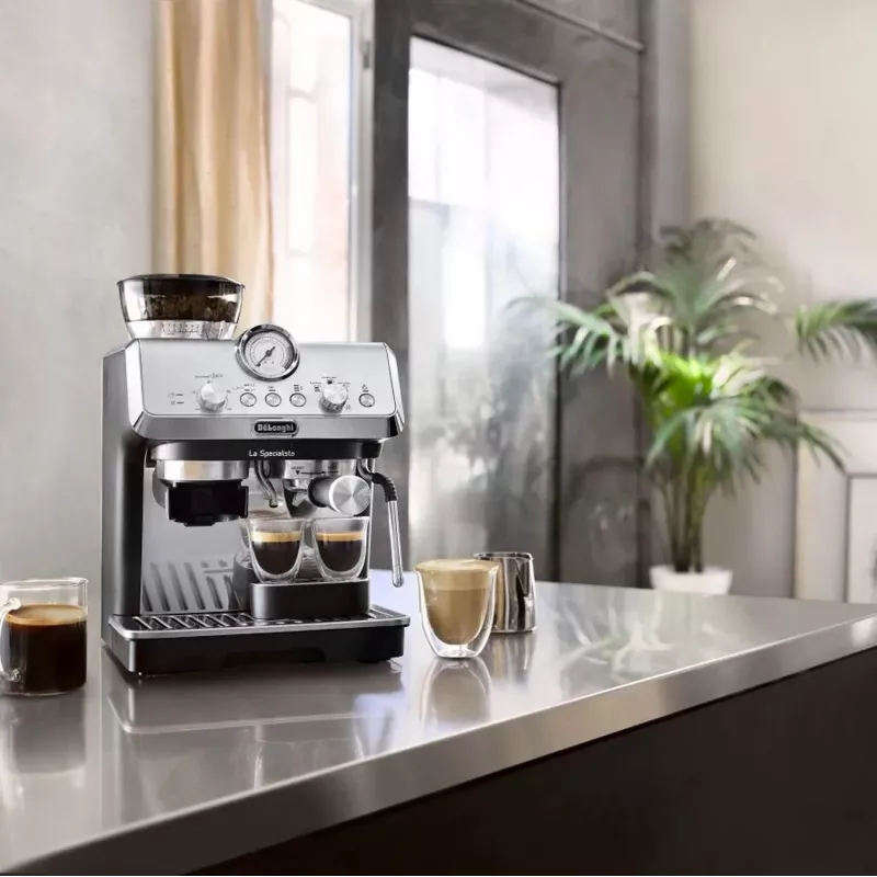 De'Longhi La Specialista Arte EC9155.MB espressokeitin hopea