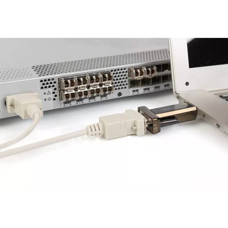 DIGITUS DA-70156 USB 2.0 - RS232-sarja-adapteri, 1,5 m, musta