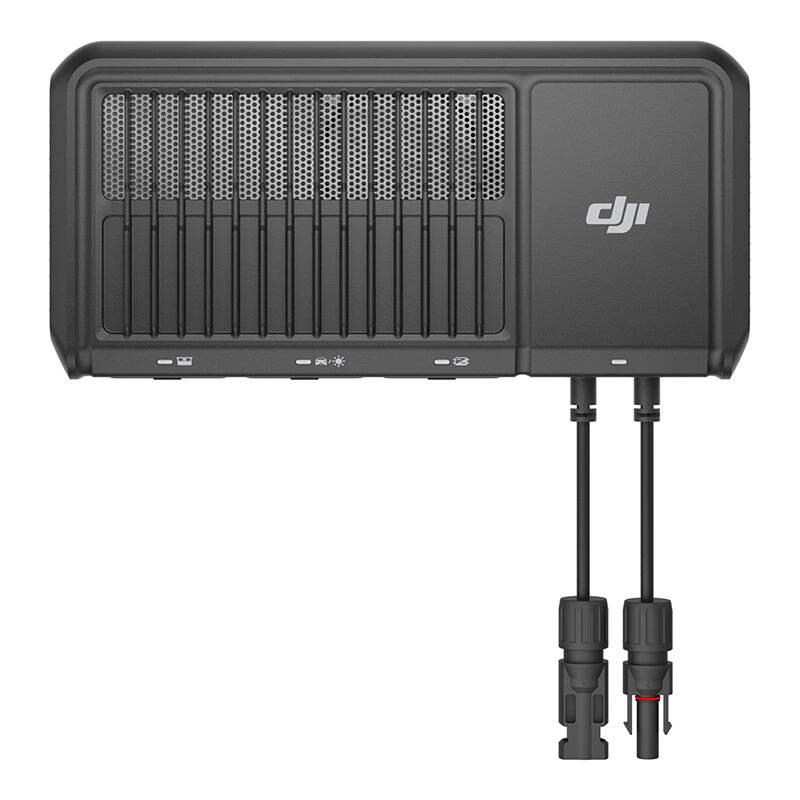 DJI Power 1.8kW aurinko-/pika-autolaturi
