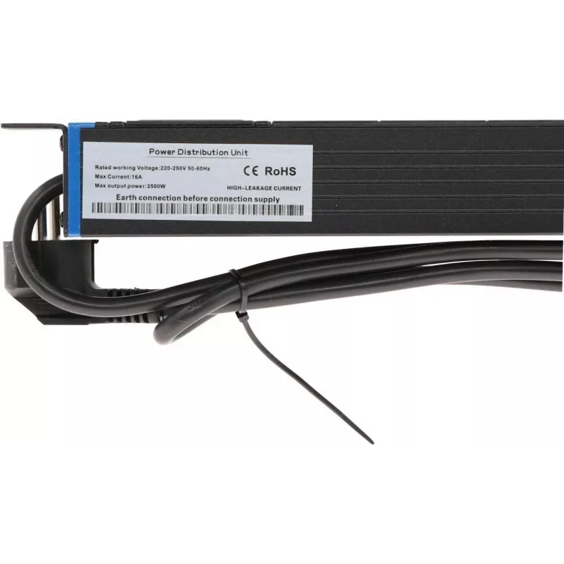 DSIT DS-8PDU-C13 19" 1U virranjakeluyksikkö, 8 C13-lähtöä, 1,8 m kaapeli, musta