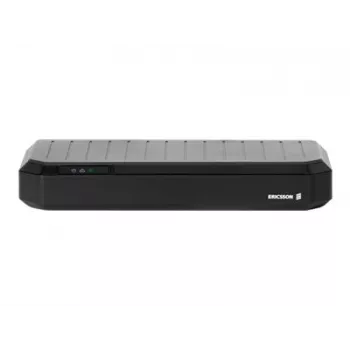 Ericsson Cradlepoint E400-5GE-AM langaton reititin, WWAN 2.5GbE, Wi-Fi 7 Multi-Band, 5G/4G, 5 vuoden NetCloud Enterprise Branch Essentials ja Advanced -suunnitelmat, P/N: 170921-000, 170923-000, 170924-000, 170925-000 (BLA5-E400-5GE-GL-M)