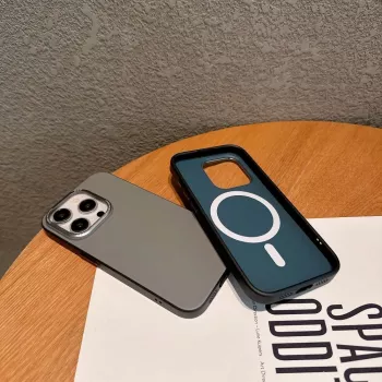 Evelatus Apple iPhone 16 Pro Max PC NeoCase MagSafe -kotelo ruskea
