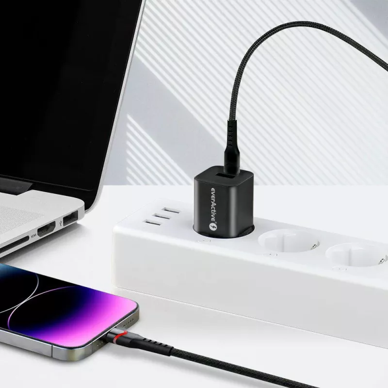 everActive CBB-1CIR USB-C - Lightning RGB LED -kaapeli 1m 27W PD musta