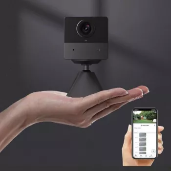 EZVIZ CB2 2K+ 3MP 4G LTE akkuvalvontakamera värillisellä yönäöllä, IP65, PIR-tunnistus, kaksisuuntainen ääni, microSD 512 GB asti