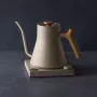 Fellow Stagg EKG PRO sähköinen pour-over-vedenkeitin 900ml seesaminsininen puukahvalla
