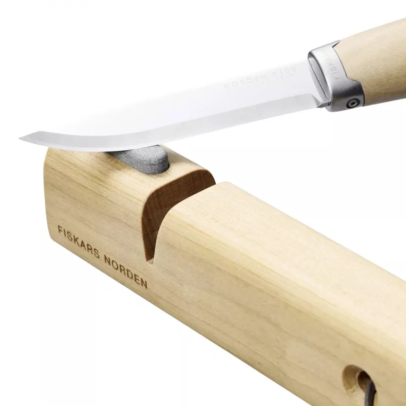 Fiskars Norden veitsen ja kirveen teroitin