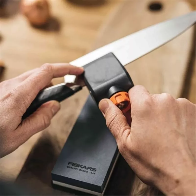 Fiskars Premium teroitusssarja - hiomakivi