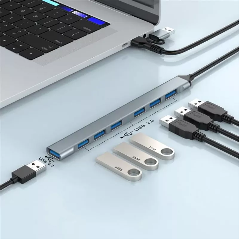 Gembird 7-porttinen USB 3.2 Gen 2 -keskitin - 6x USB-A 2.0 + 1x USB-A 3.2, hopea