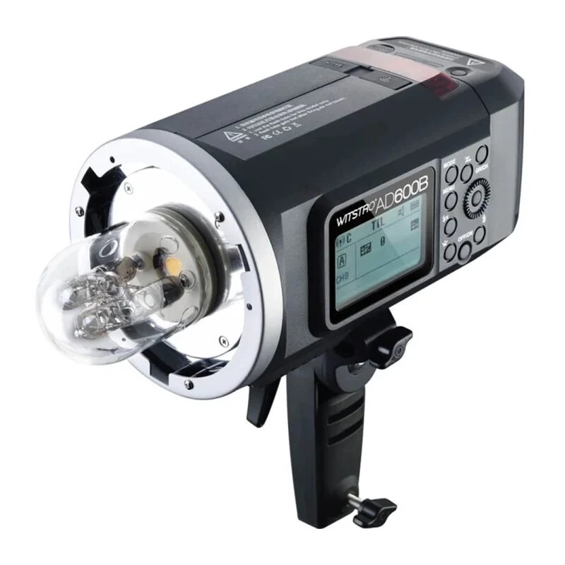 Godox AD600B TTL Wistro -salama Bowens-kiinnityksellä