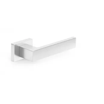 HANDLE DOOR CUBE RT CHROME - ovenkahvasarja sinkkiseoksesta kiillotetulla kromilla, neliömäisellä peitelevyllä, vaihdettava sisäoviin, peitelevy 52x52 mm, kahva 130 mm