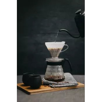 Hario V60 suodatinkahvinkeitin muovi koko 02 - kirkas