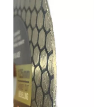 HONEY CUT Indian Professional 125 mm timanttilaikka, 1,5 mm paksuus, 22,2 mm reikä, turbo-muoto, kuivaleikkaus betonille, kivelle, muuraukselle, laatoille, keramiikalle, katukiville, 12200 kierr./min