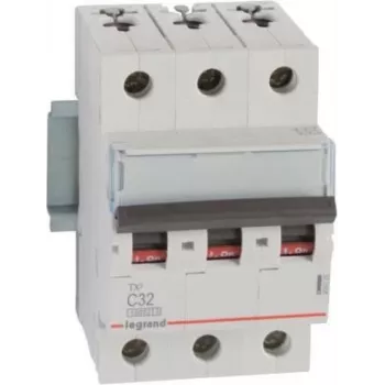 Legrand TX3 johdonsuojakatkaisija MCB C 32A 3-napainen 10kA 400V AC 3 moduulia 404225