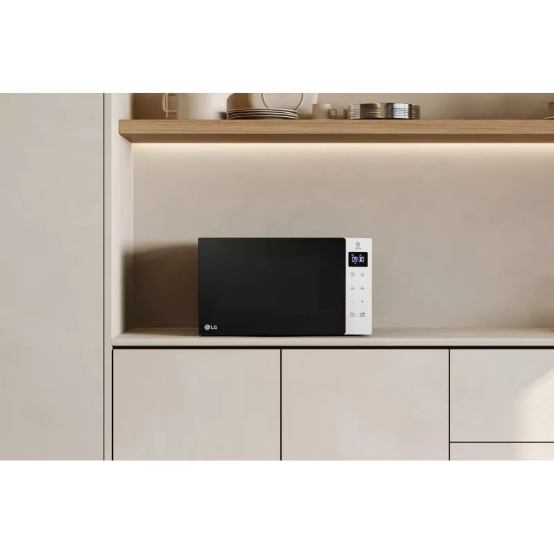 LG MS2032GASW vapaasti seisova mikroaaltouuni 20 litraa 700W valkoinen