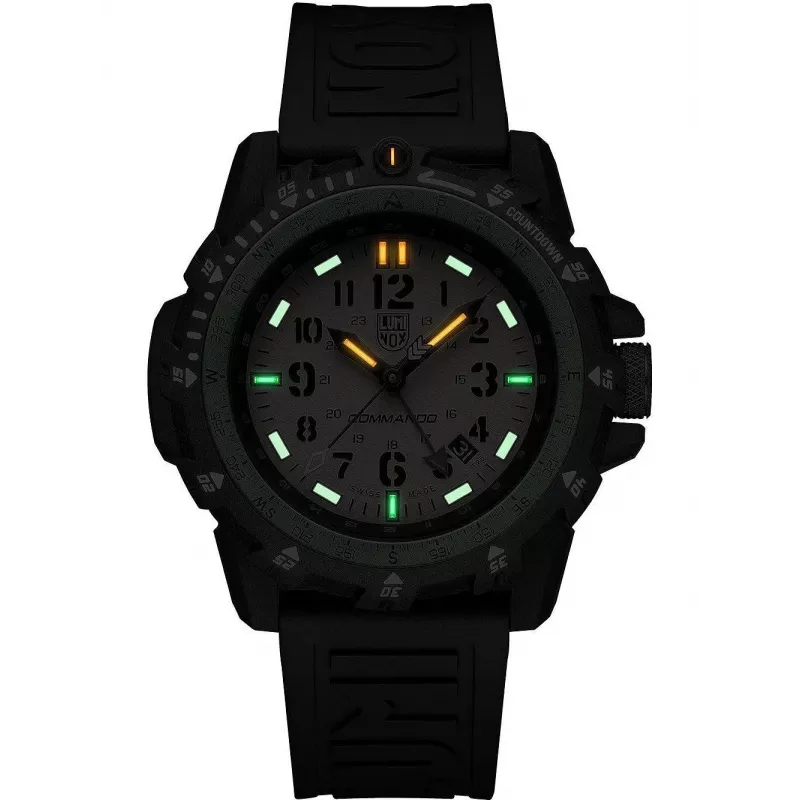 Luminox Atacama Field Day Date miesten kello XL.3321 45 mm musta kellotaulu musta nahkaranneke