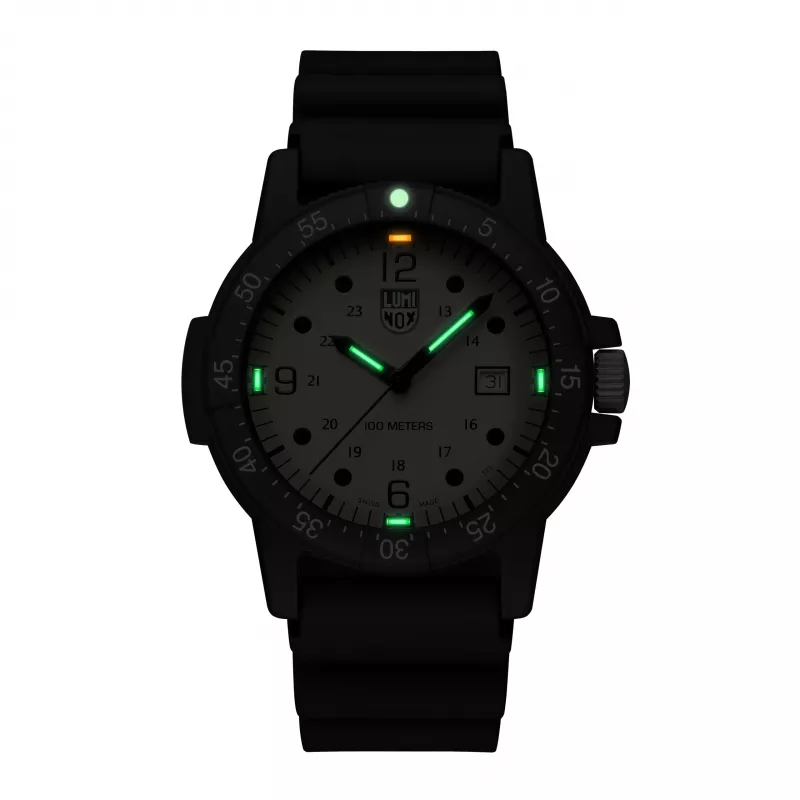 Luminox miesten Atacama Field Day Date 1920 Series kello X2.2005 44 mm
