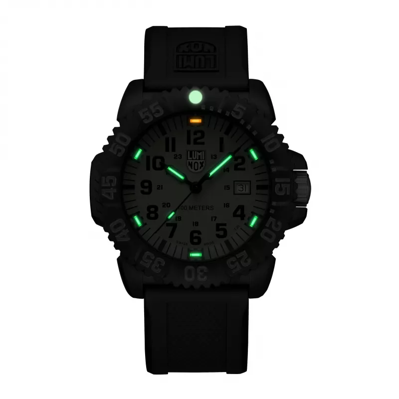 Luminox X2.2067.1 miesten kello 44 mm sveitsiläinen kvartsi ruskea nahka