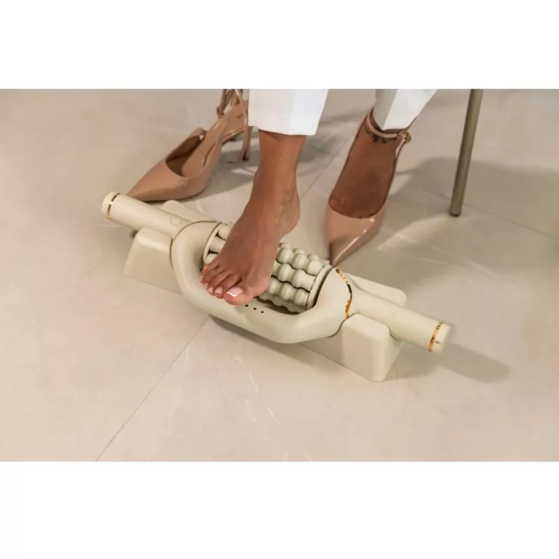 Medivon Bella Fit Wireless Roller - selluliittia vastaan hierontalaite EMS:llä, punavalolla, värinällä