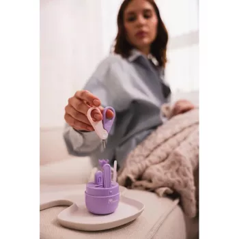 Momini vauvan kynsienhoitosarja lila
