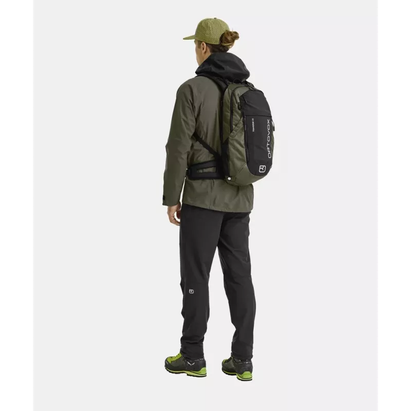 ORTOVOX Traverse 20 20 L musta