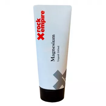 Rock Empire Liquid Magnesium 200 ml nestemäinen liitu