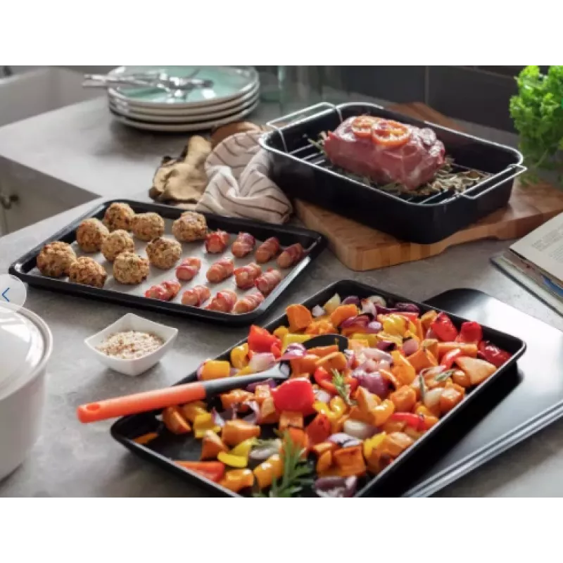 Russell Hobbs CW91612EU7 34 cm emalipata ritilällä