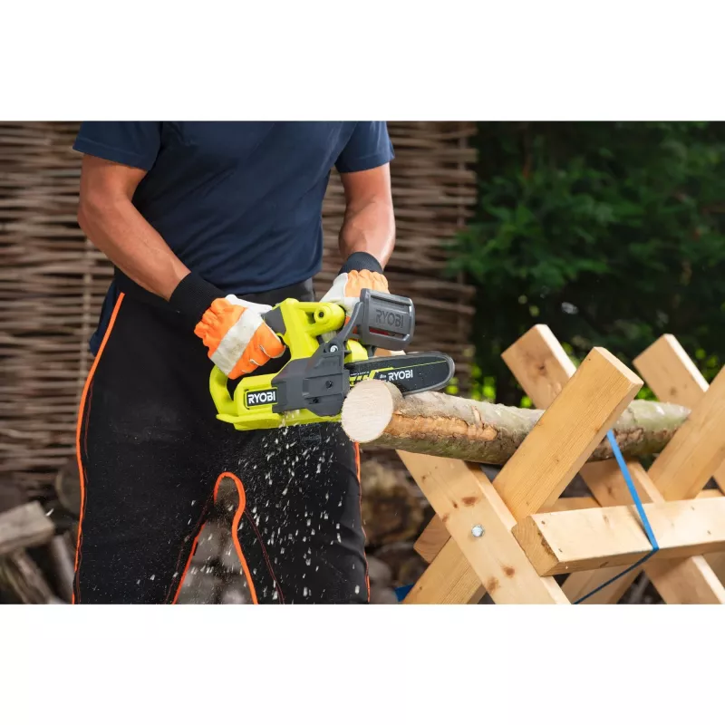 Ryobi ONE+ RY18CS20A-0 18V akkuketjusaha 20cm kiskon pituus (laite ilman akkua)