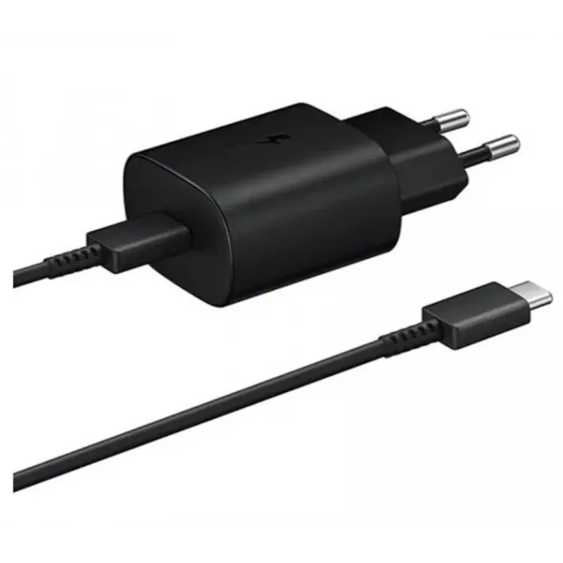Samsung 25W USB-C Super-pikalaturi matkakäyttöön USB-C–USB-C-kaapelilla - musta